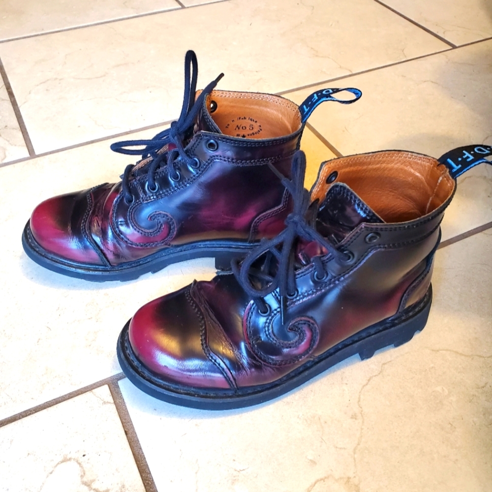 Derby Swirl burgundy ruboff 6.5